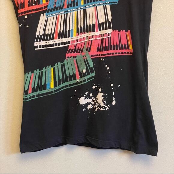 Delia’s XS short sleeve t-shirt cotton music piano abstract futuristic black - Picture 3 of 7